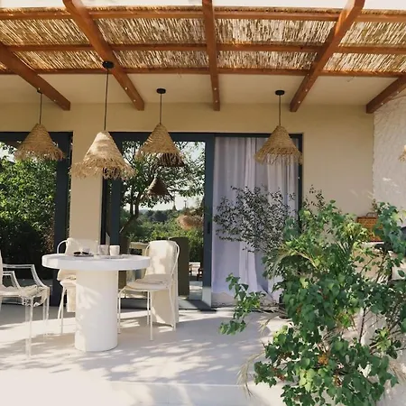 Casa Casolare By The Vakantiehuis *