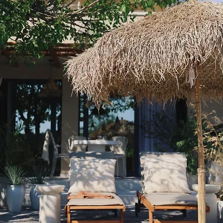 Casa Casolare By The Vakantiehuis