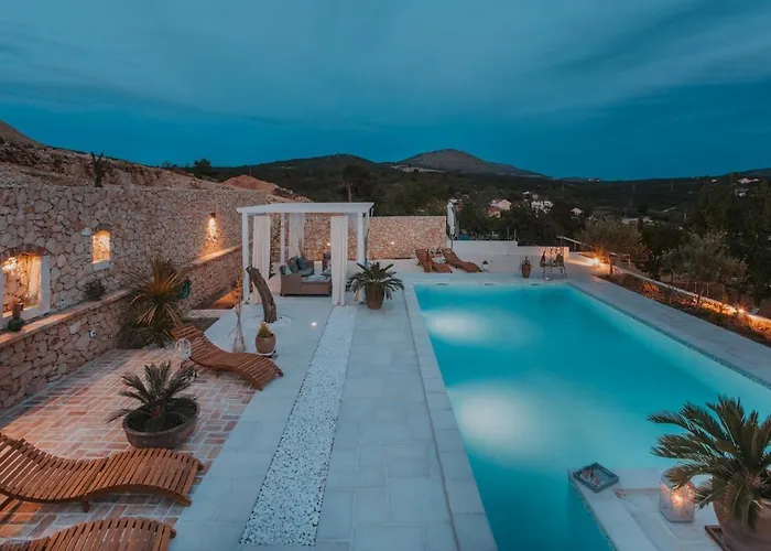 Casa Casolare By The Holiday home